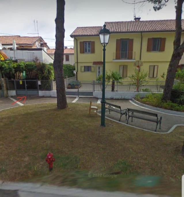 Casa Ellie - Casa Vacanze Con Giardino E Posto Auto Privati Grado Exterior foto